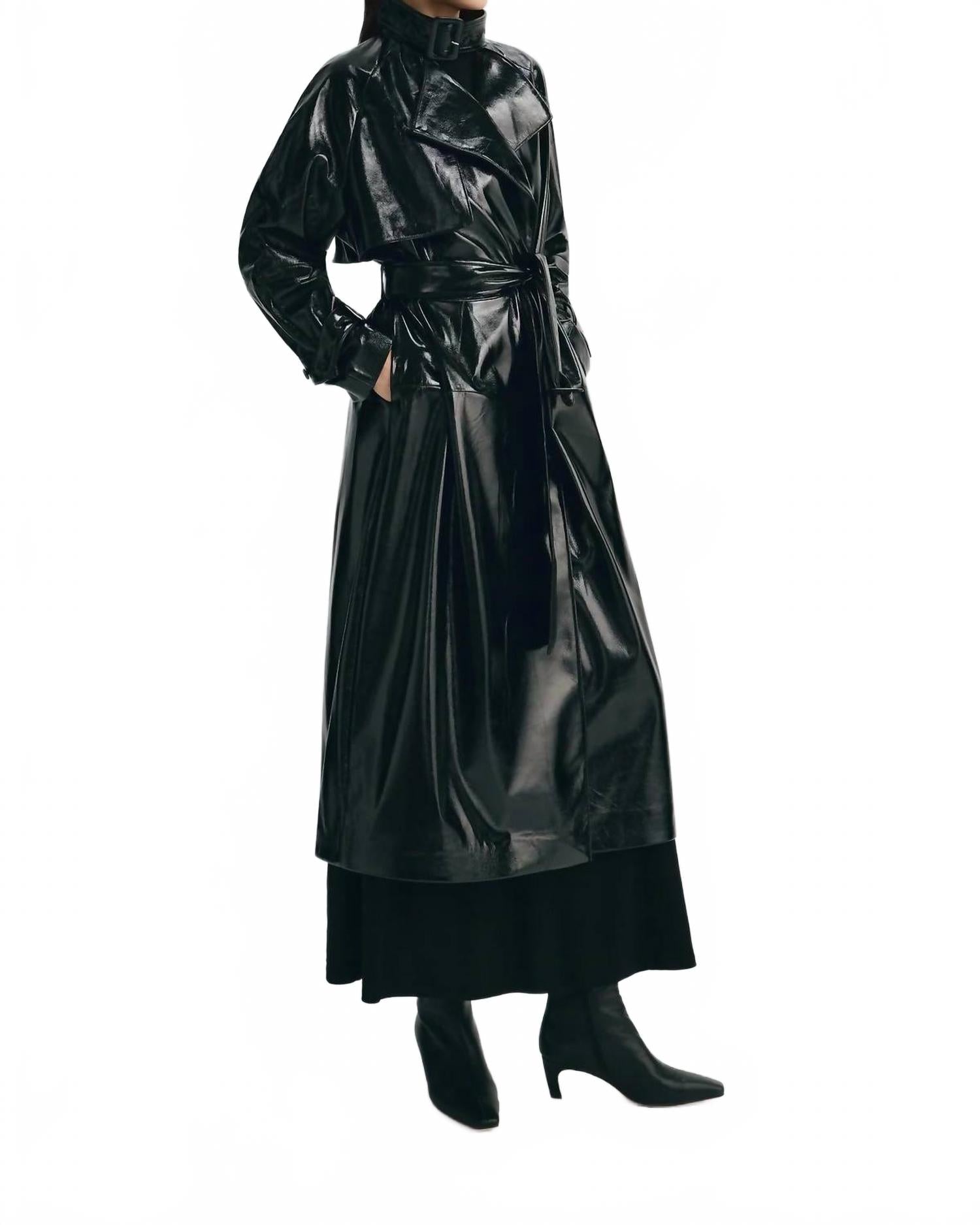 Hyde Shiny Trench Coat In Black