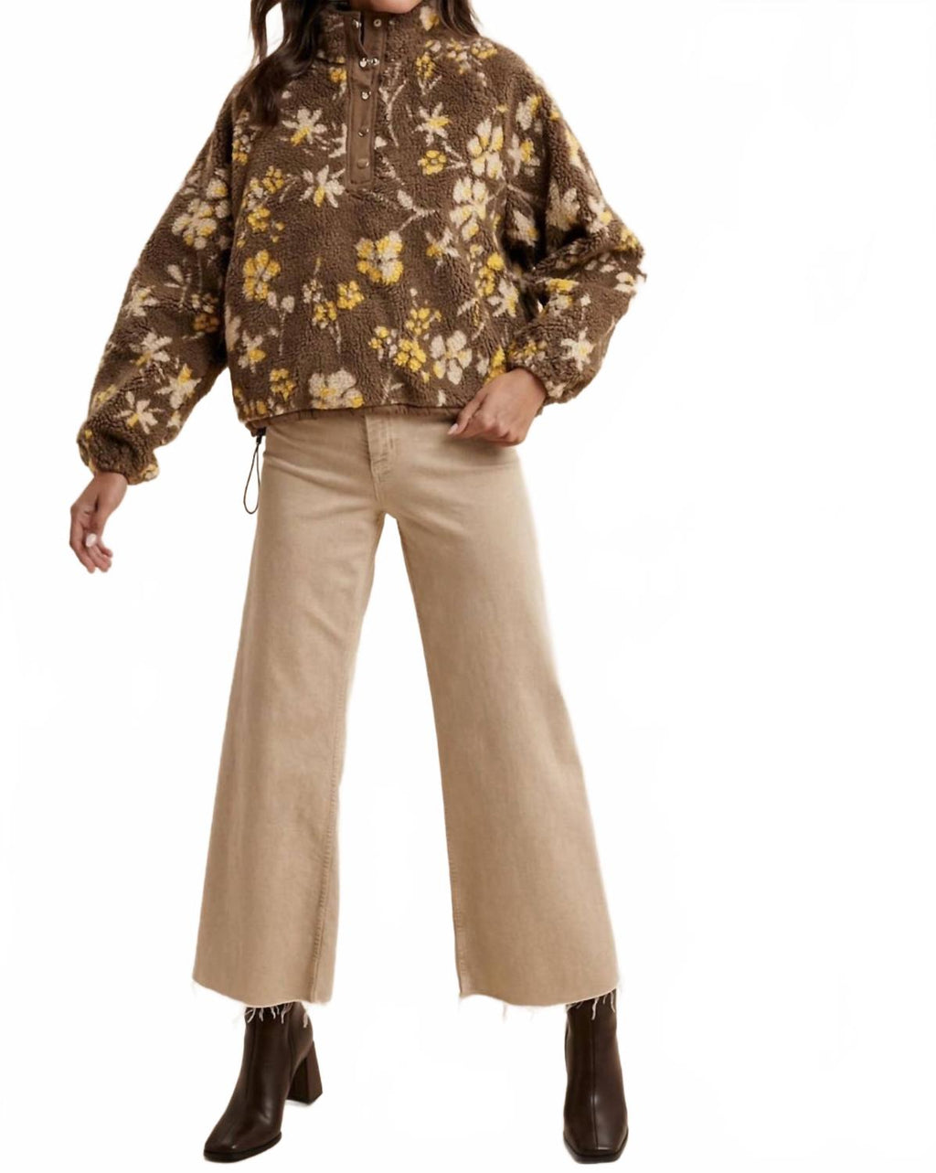 Floral Sherpa Snap Button Pullover In Mocha Mousse