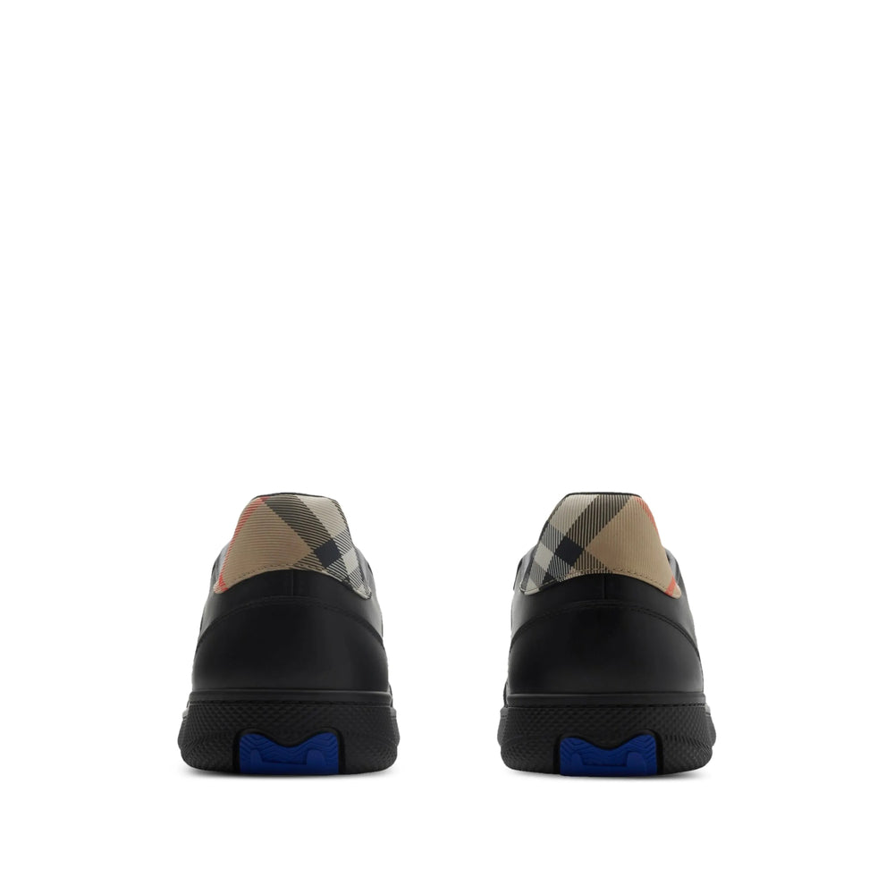 Burberry Black Trainers - Low-Tops Men