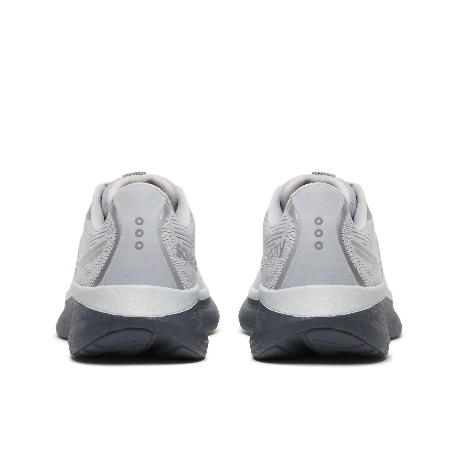 Men's Guide 18 Wide Running Shoes In Cloud Shadow