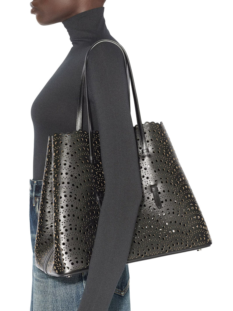 Alaia Women Mina 37 Leather Bag