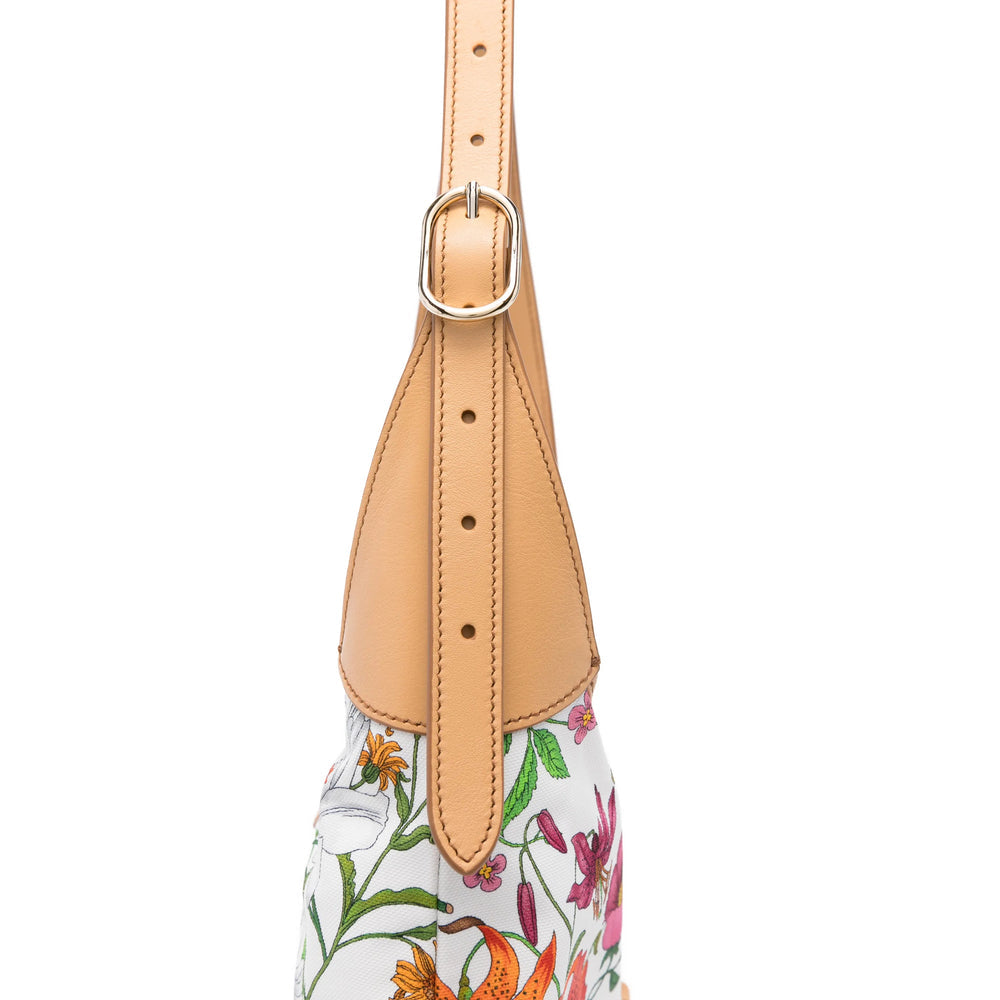 Gucci White Shoulder Bags Women