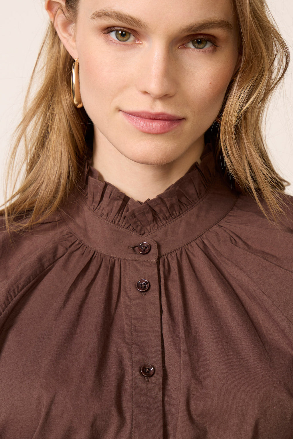 Women's Short Sleeve Ruffle Neck Shirt