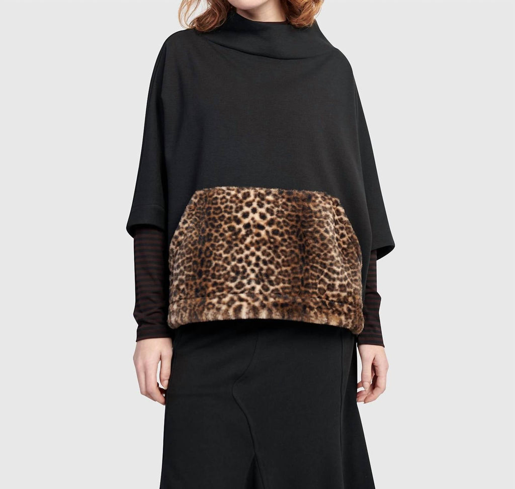 Urban Muff Pullover Top In Black