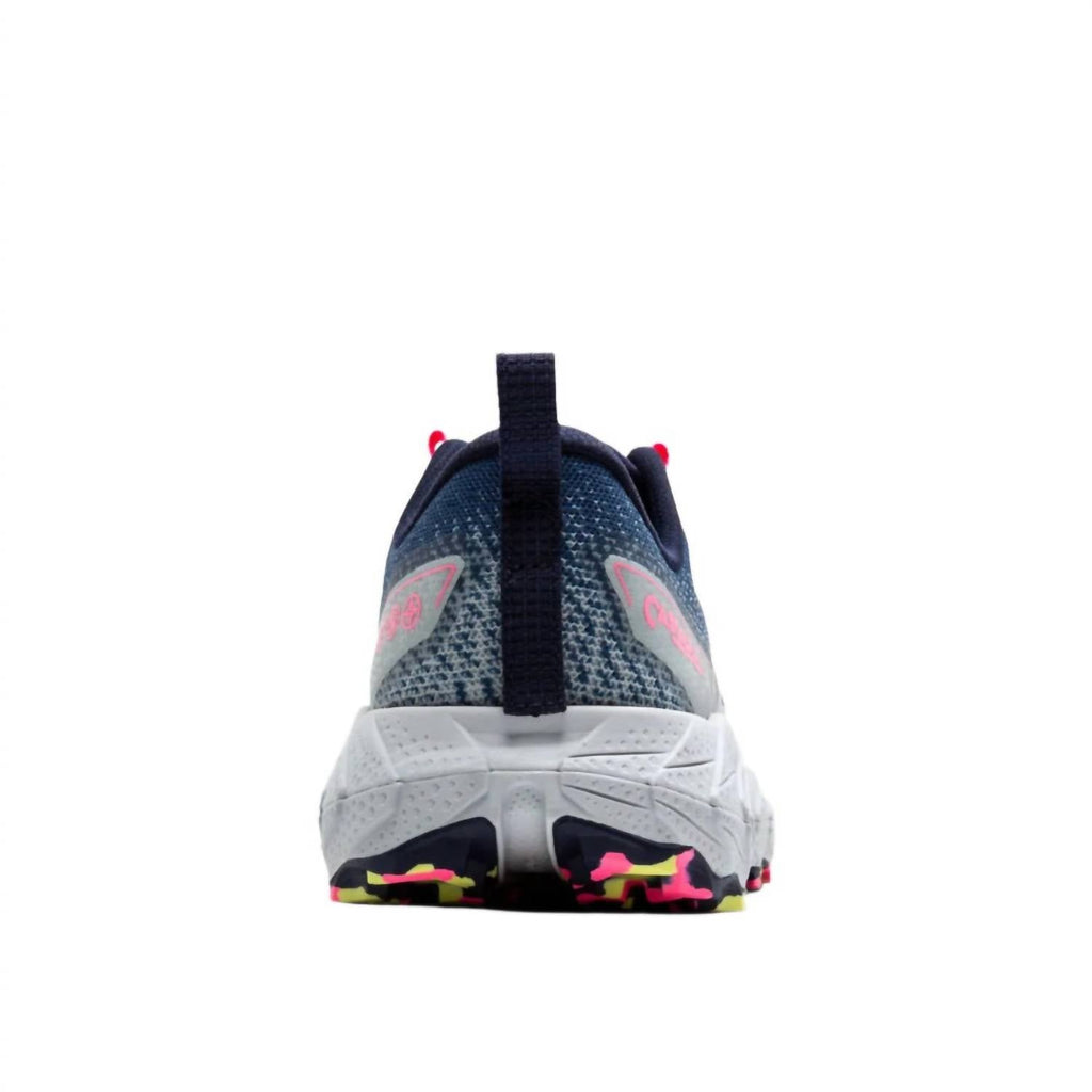 Women's Cascadia 18 Mountain Trail-Running Shoes In Oceana/blue/pink