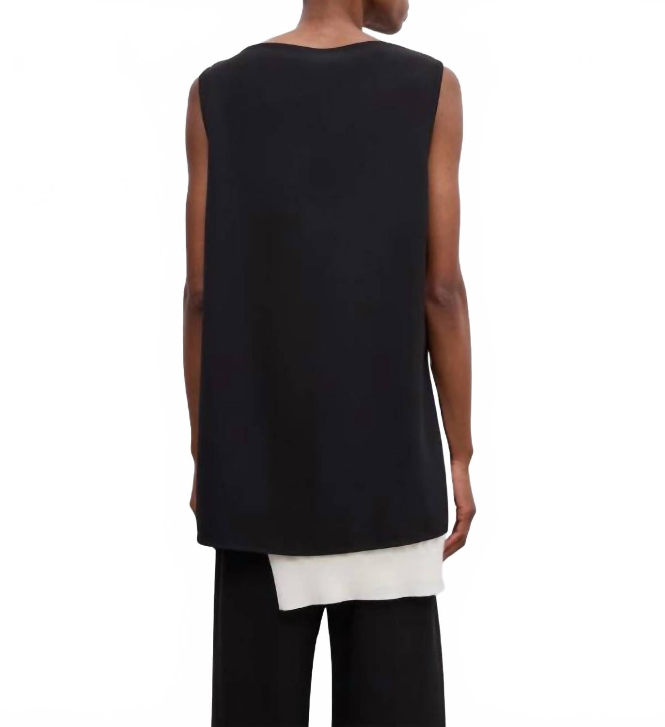 Sleeveless Crepe Top In Black