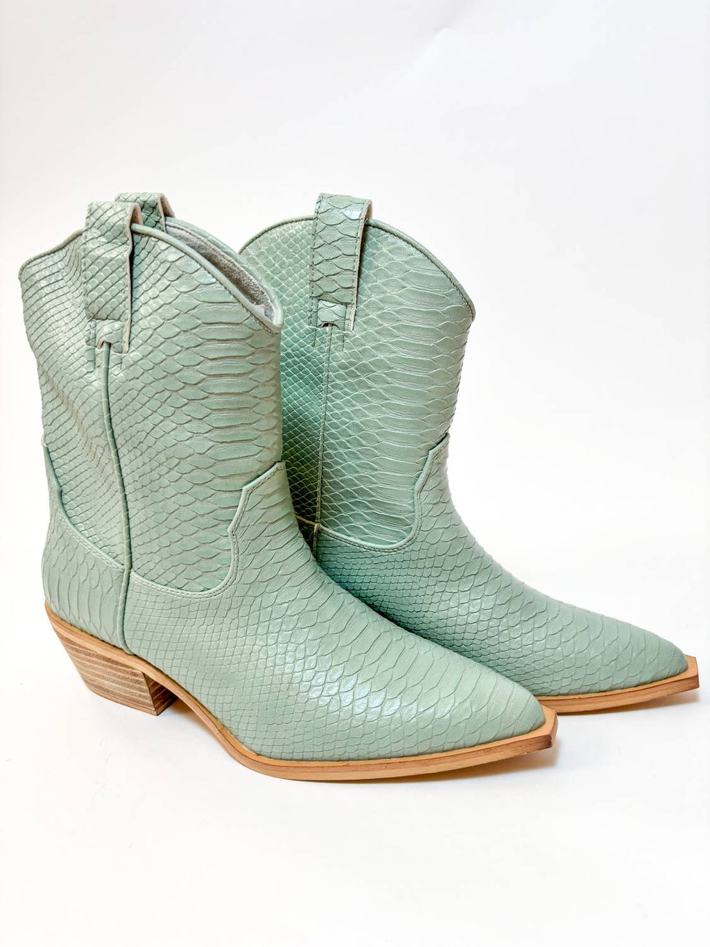 Women's Zouzou Snake Print Pointed Toe Cowboy Boots In Mint