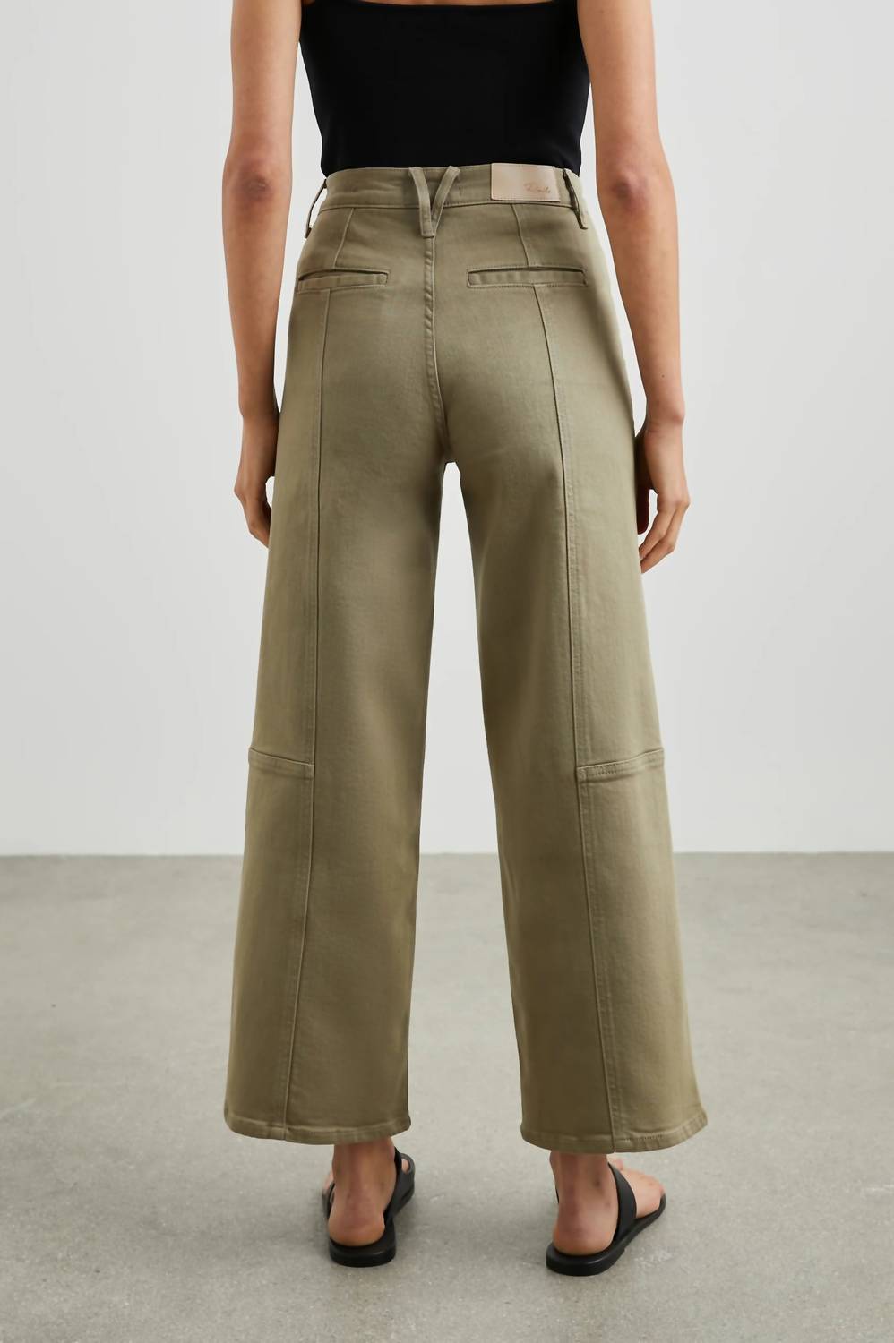 Getty Crop Utility Pant In Olive