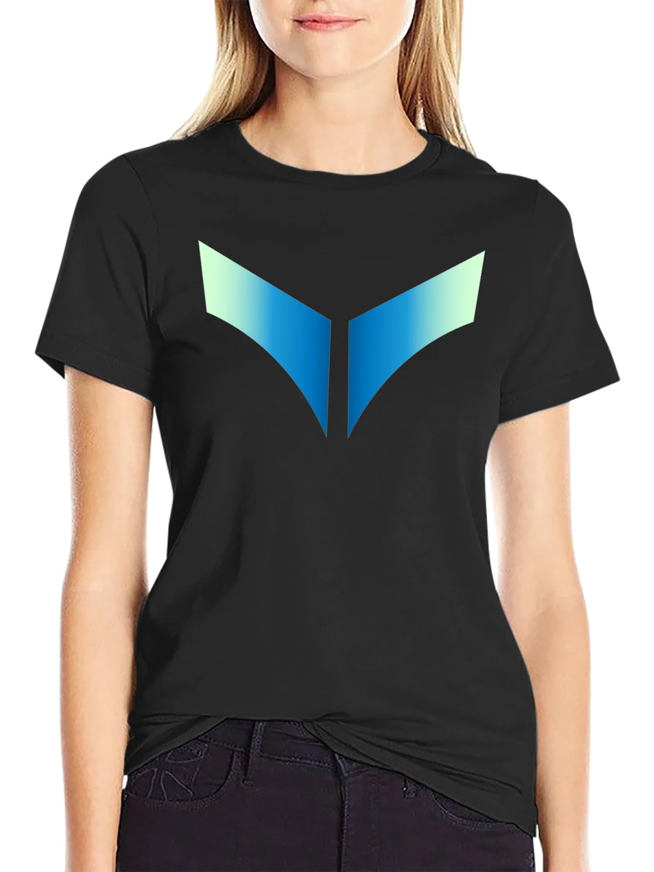 Geometric Graphic Black T-Shirt - Modern Style