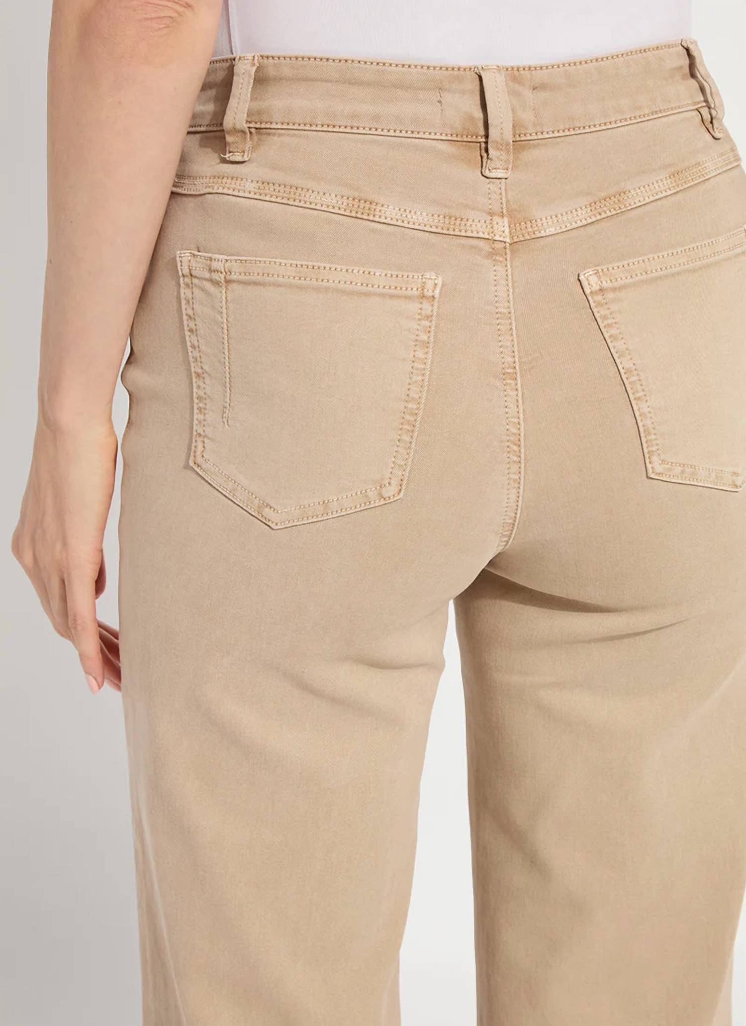 Smoothing Waistband Wide Leg Pant In Asutex Desert Khaki