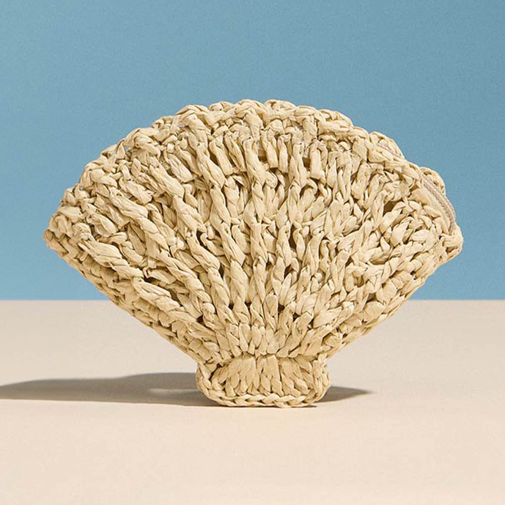 Shell Shaped Raffia Pouch Bag