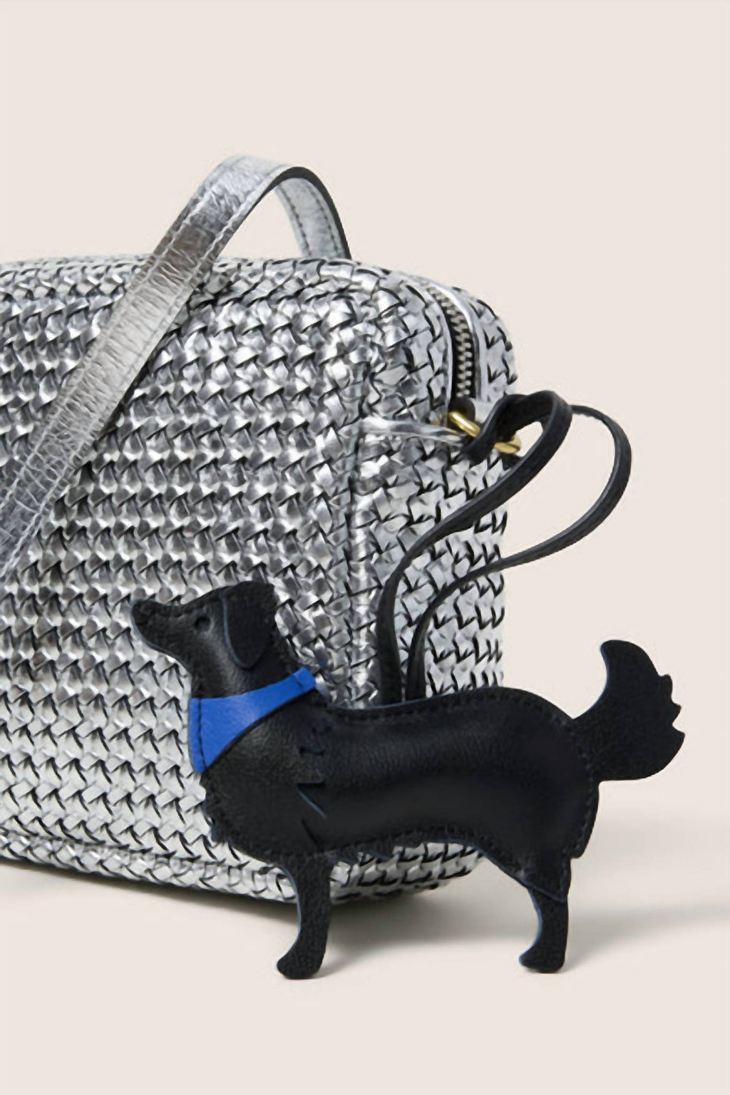 Women's Dog Coqui Fob In Black