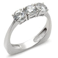 High-Polished 925 Sterling Silver Ring with AAA Grade CZ in Clear