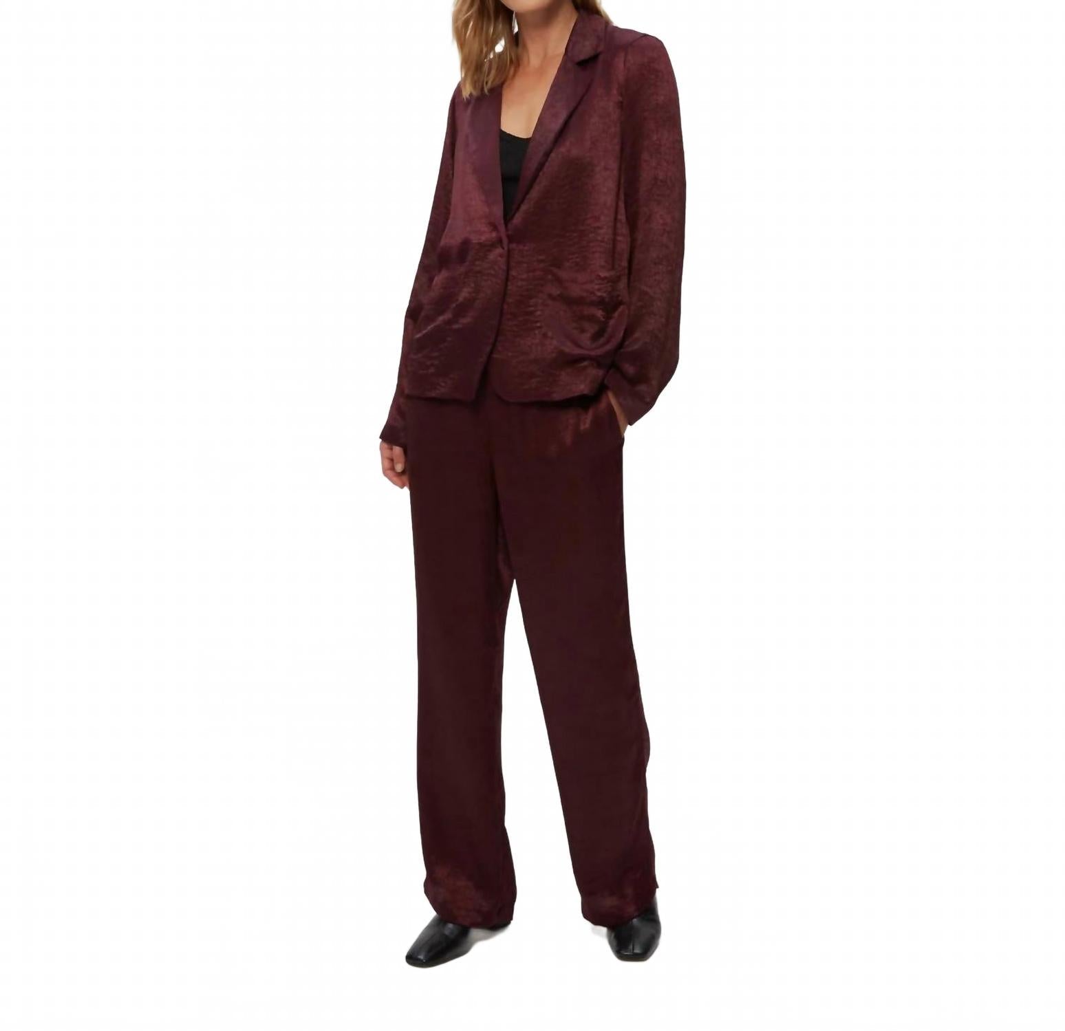Paula Long Sleeve Blazer In Red