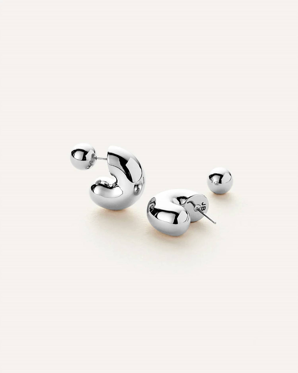 Medium Tomme Hoops In Silver