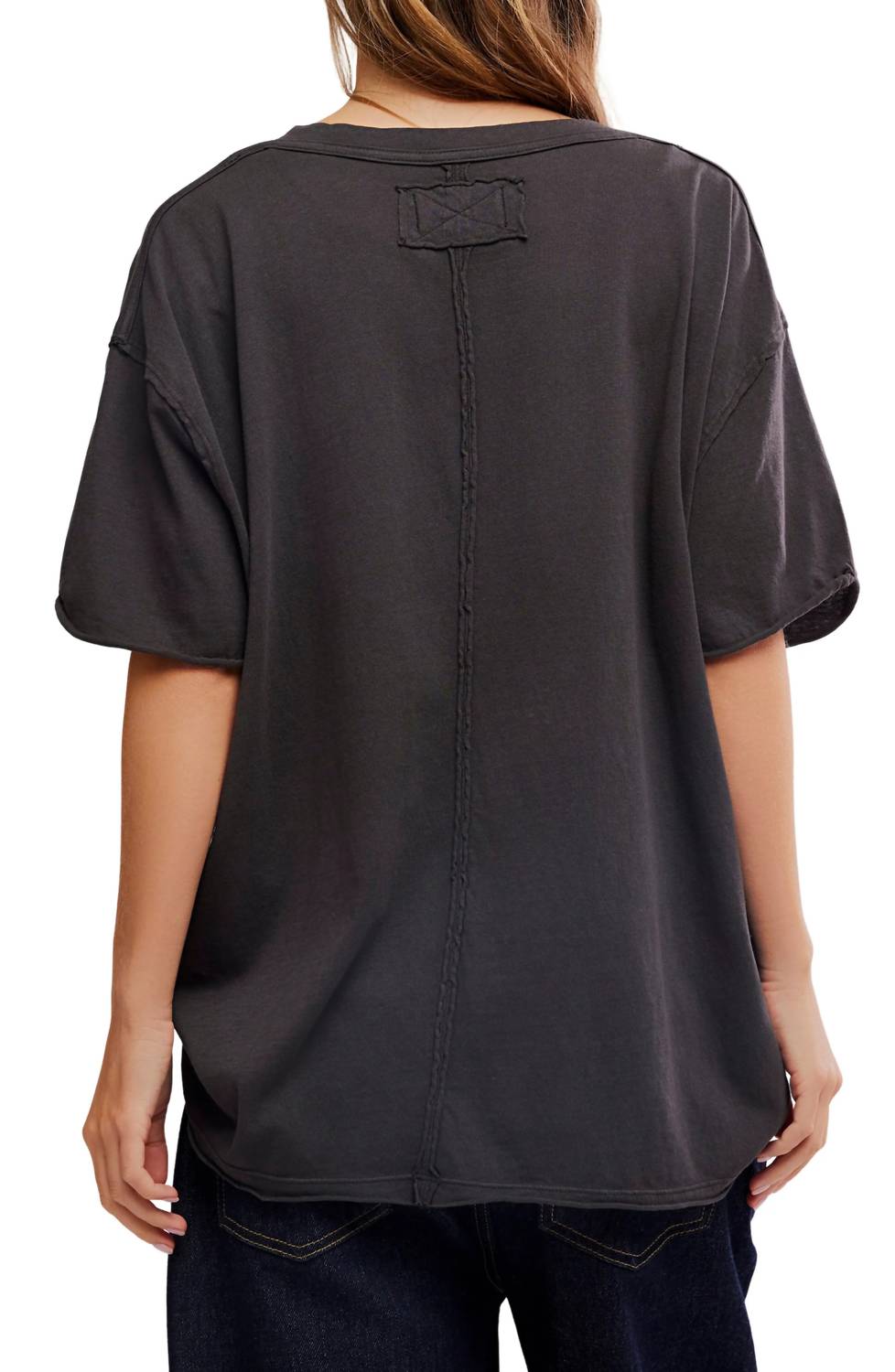Nina V Neck Tee In Black
