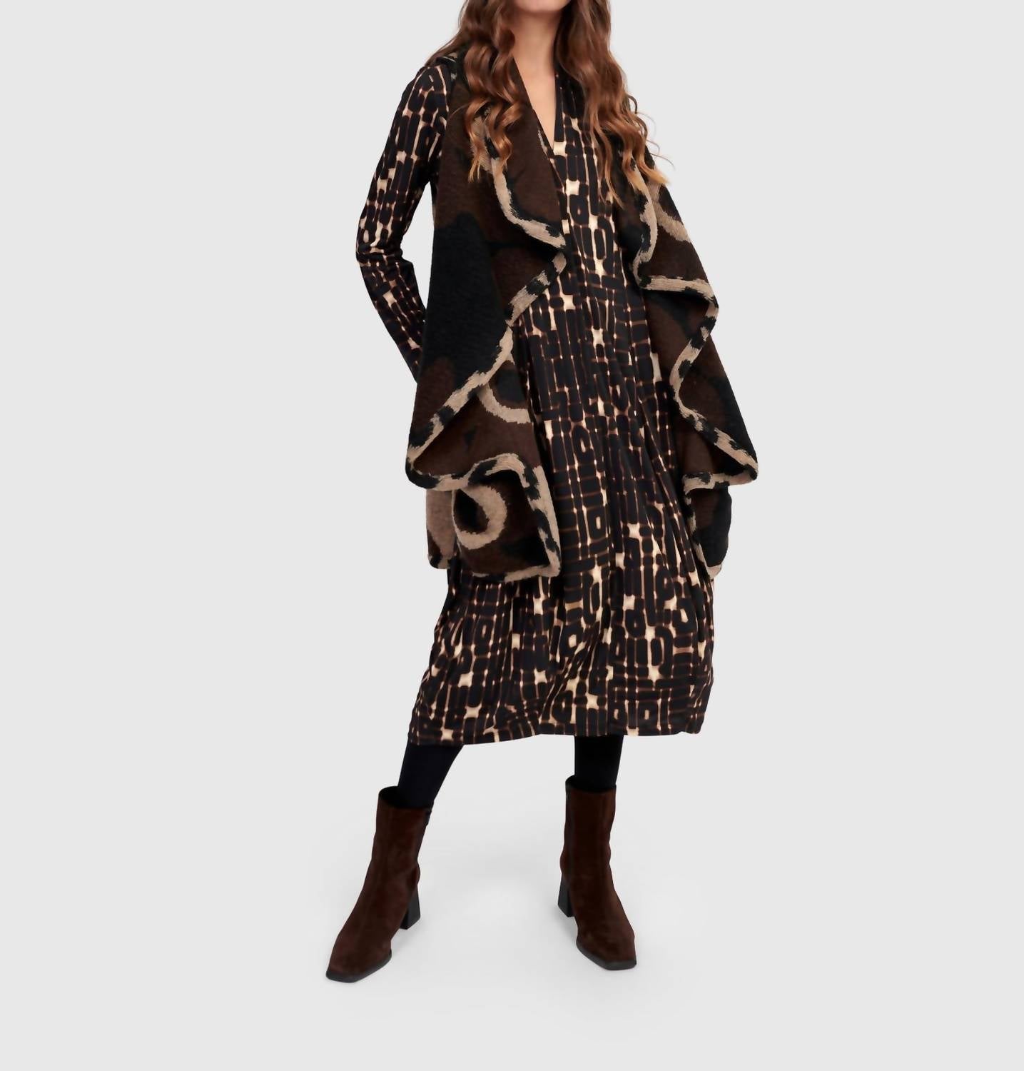 Piped Cozy Draped Vest In Floral