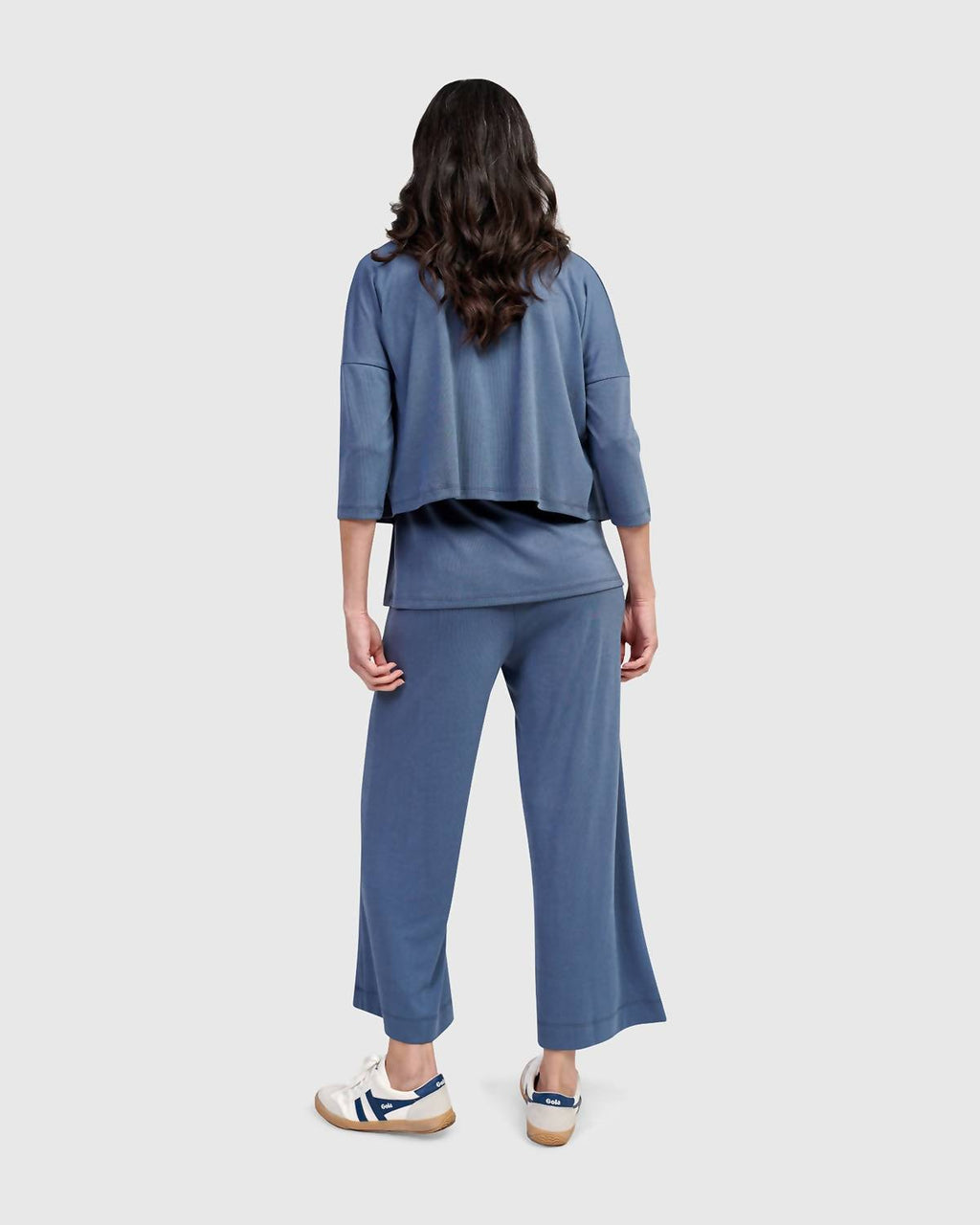 Essential Crop Cardigan In Blue
