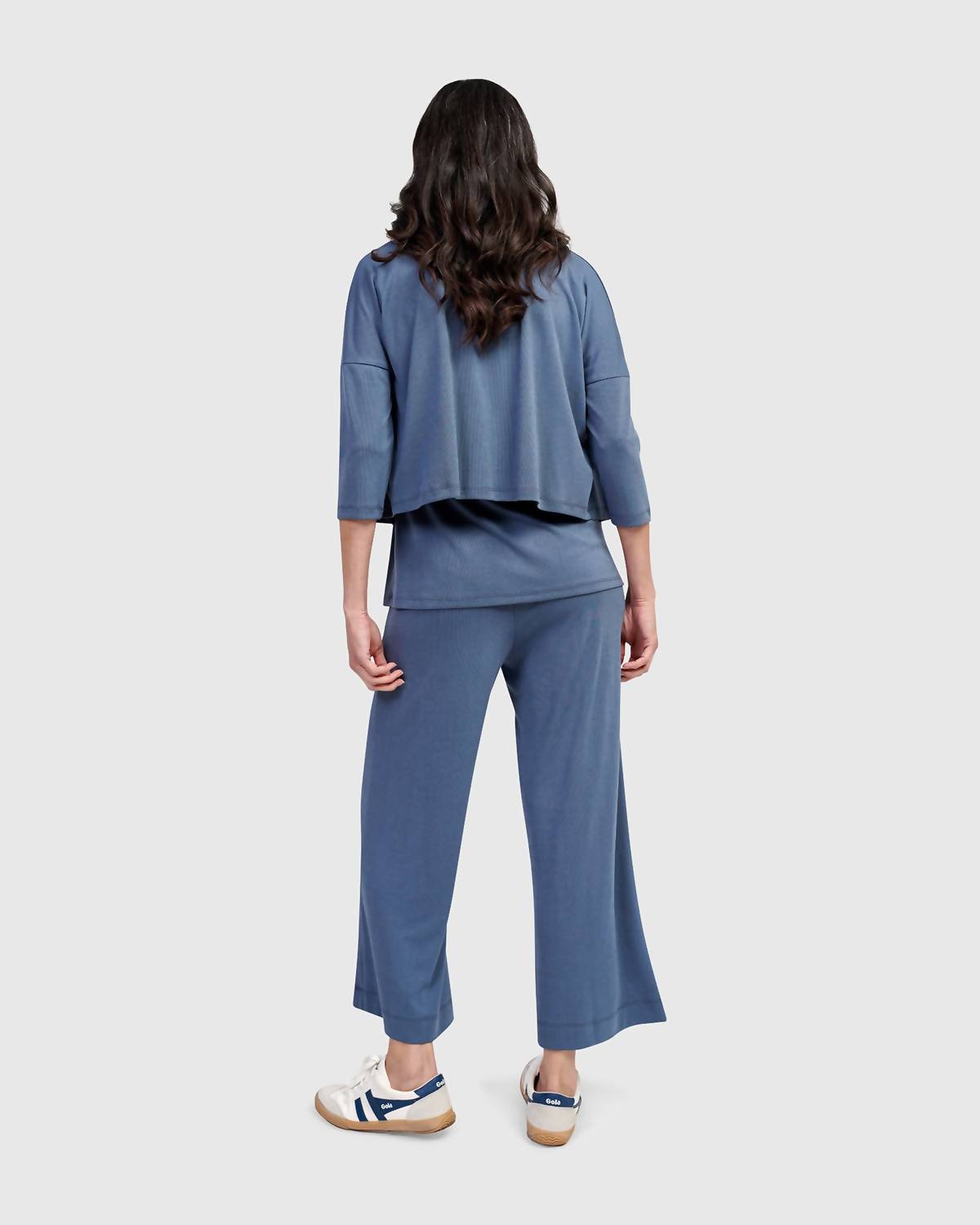 Essential Crop Cardigan In Blue