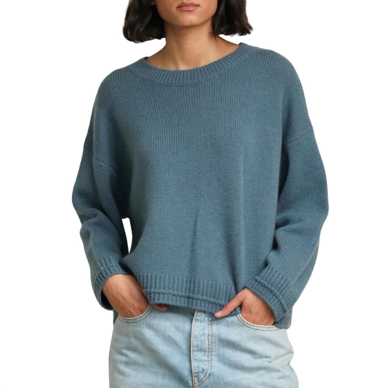 Alston Boyfriend Crew Top In Smoky Blue