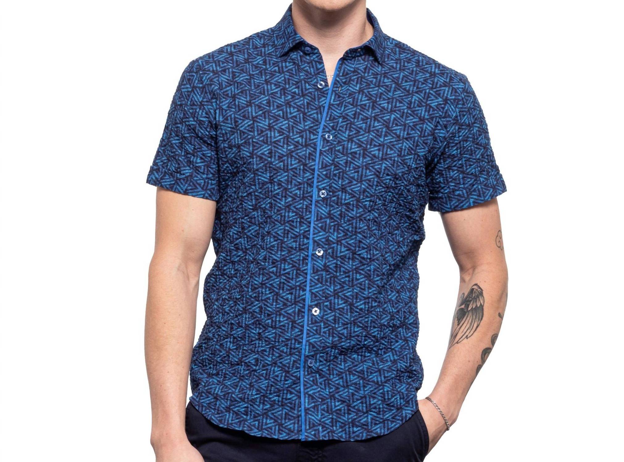 Triangle Seersucker Short Sleeve Shirt In Navy