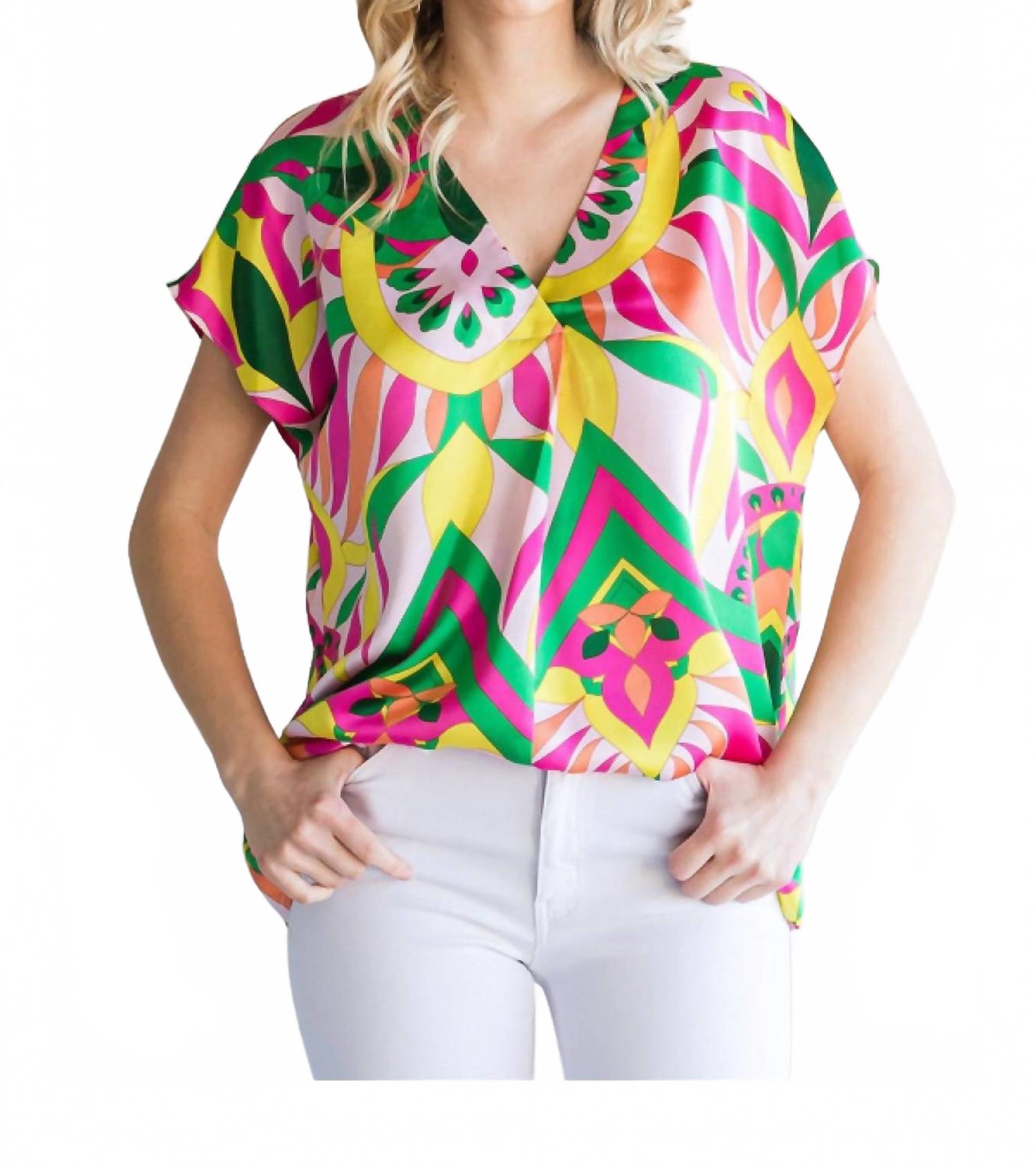 Mix Print Top With A V-Neckline & Short Curved Sleeves In Bright Pink