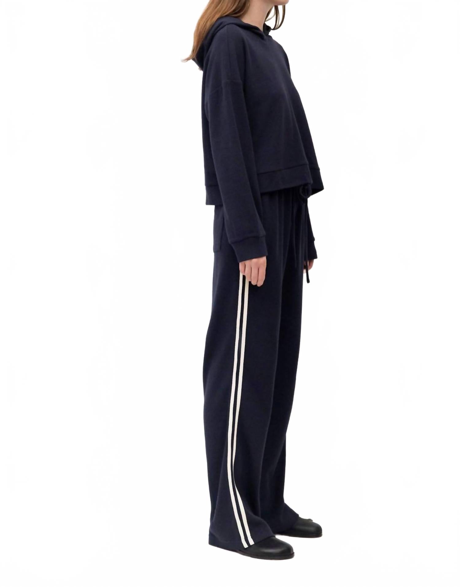 Enzo Long Sleeve Hoodie In Navy