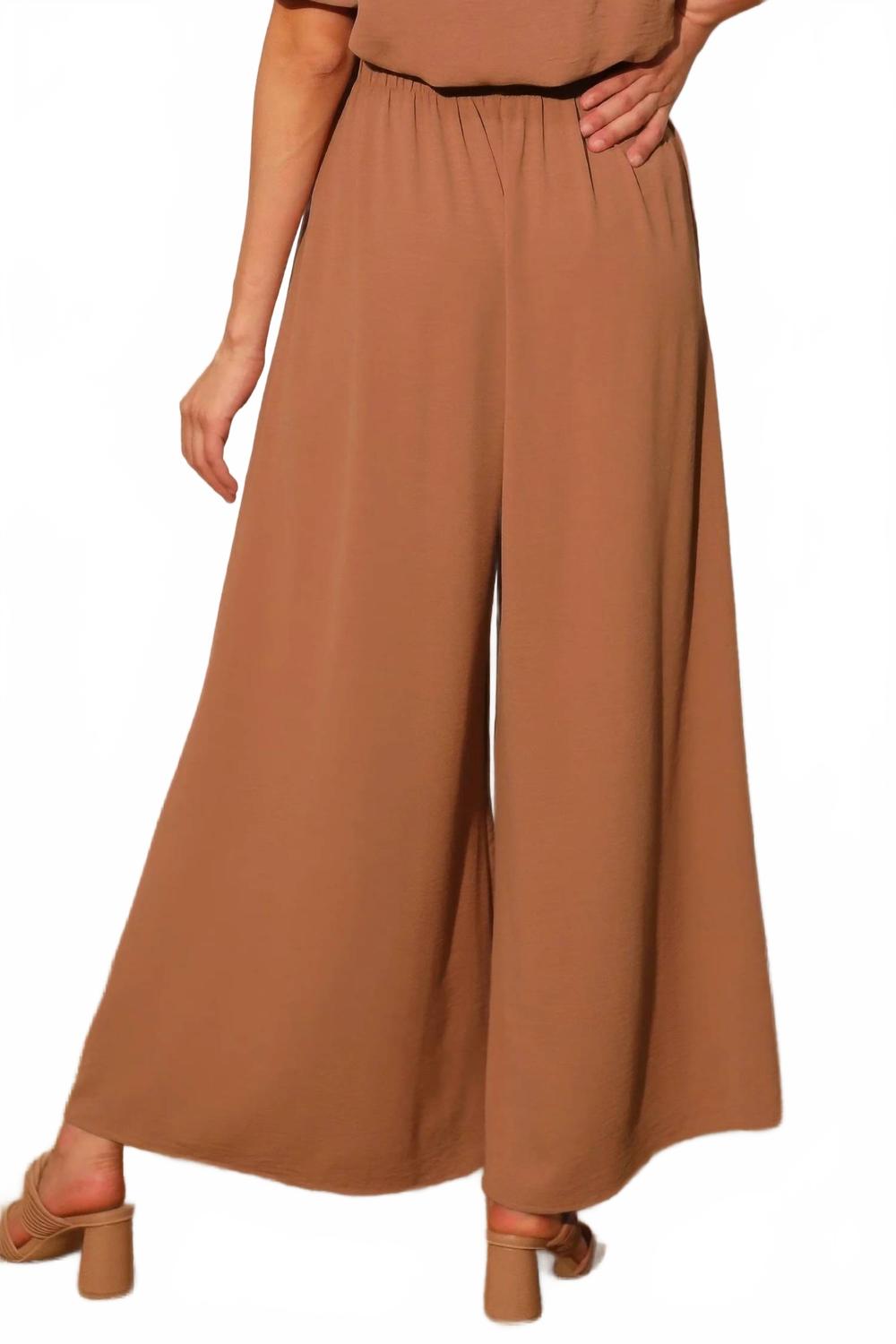 Solid Wide Legged Pants In Mocha