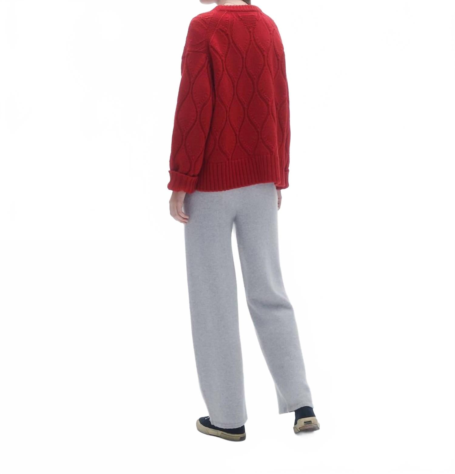 Wavy Cozy Cashmere Crew Top In True Red