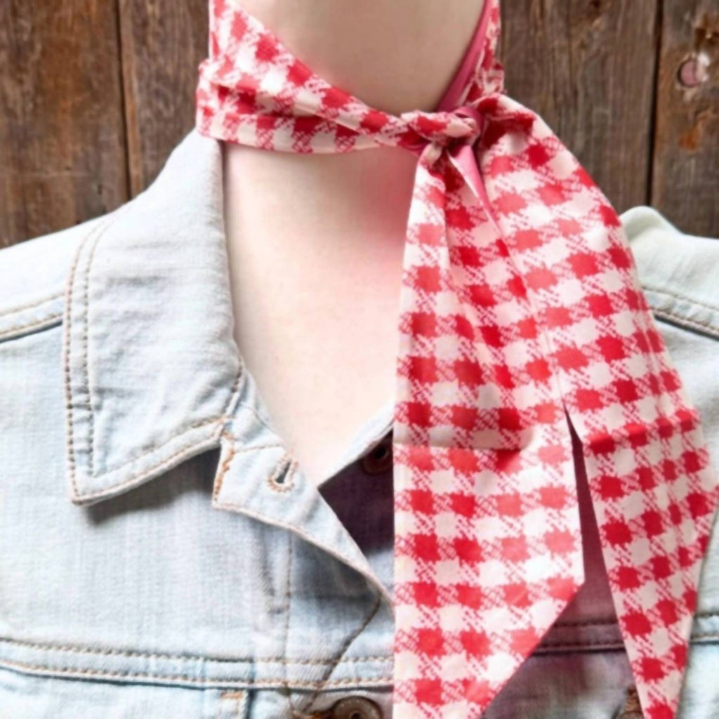Women's Checkered Skinny Wild Rag Scarf In Red And White