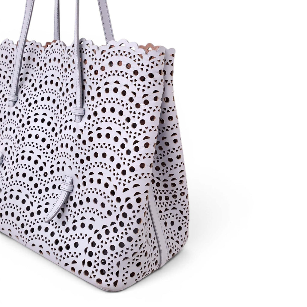 ALAÏA BABY BLUE MINA 32 TOTE BAG