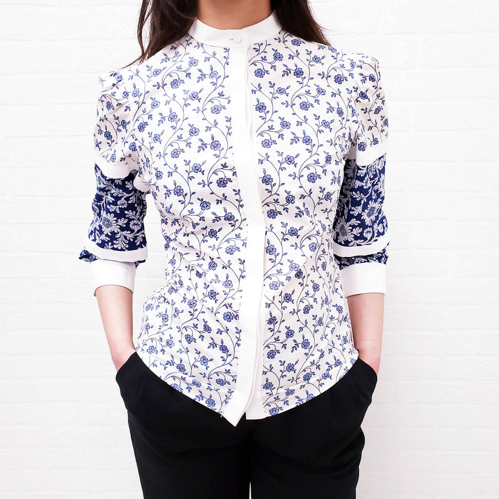 ALEXANDER MCQUEEN BLUE AND WHITE FLORAL BLOUSE WITH STRIPES - SIZE 38