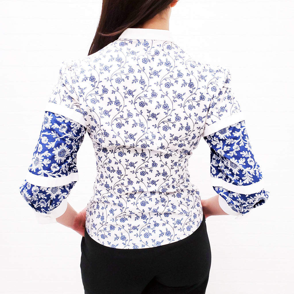 ALEXANDER MCQUEEN BLUE AND WHITE FLORAL BLOUSE WITH STRIPES - SIZE 38
