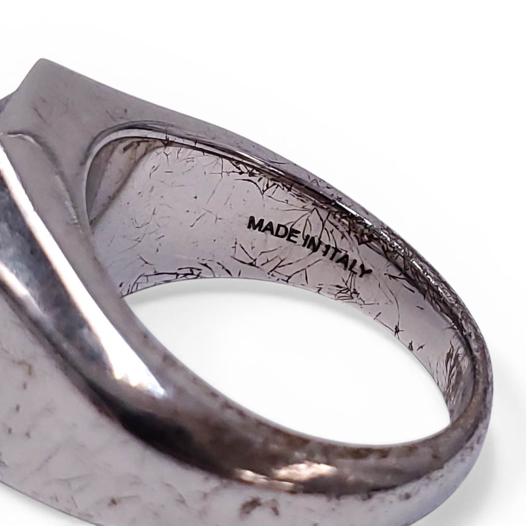 ALEXANDER MCQUEEN UNISEX SILVER AND BLACK SIGNET LOGO RING - SIZE 10