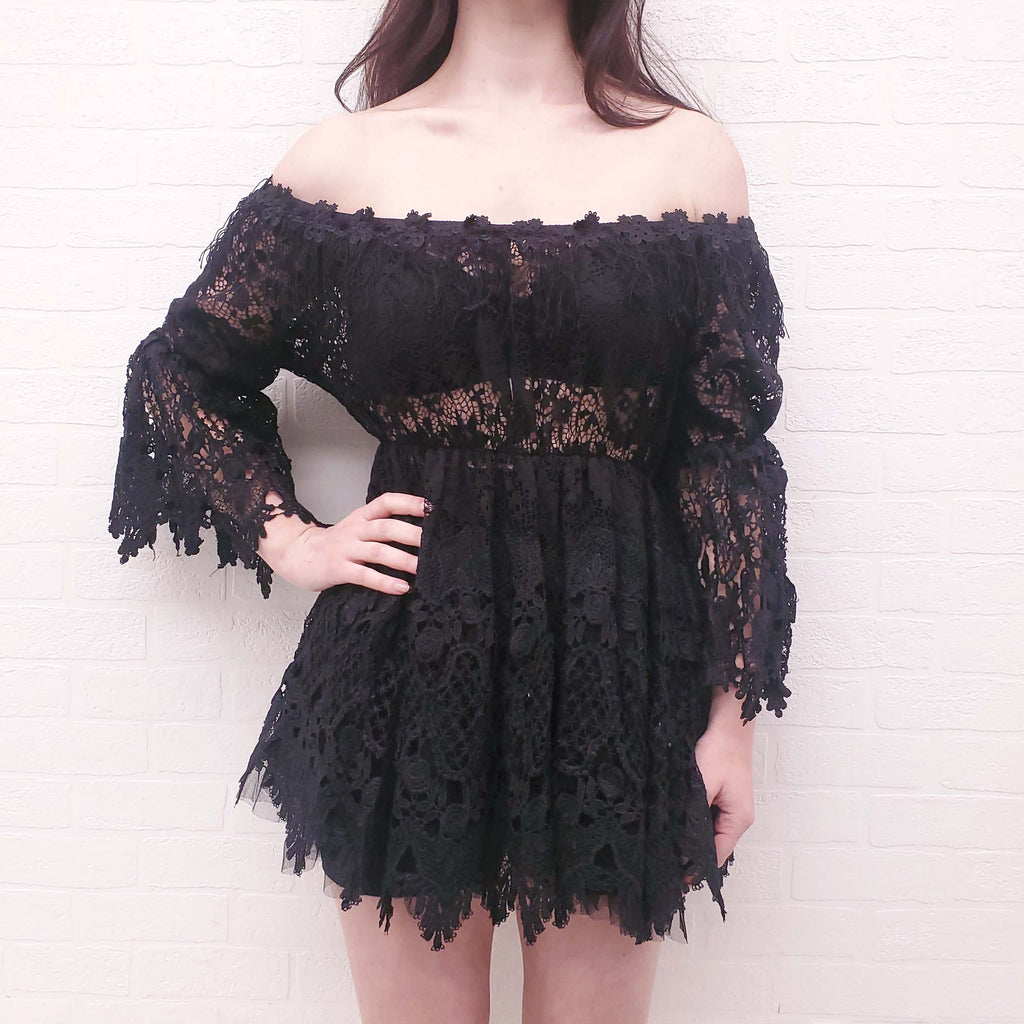 AMTICO SANTORIA BY GIACOMO CINQUE LACE COVER UP - SIZE O/S