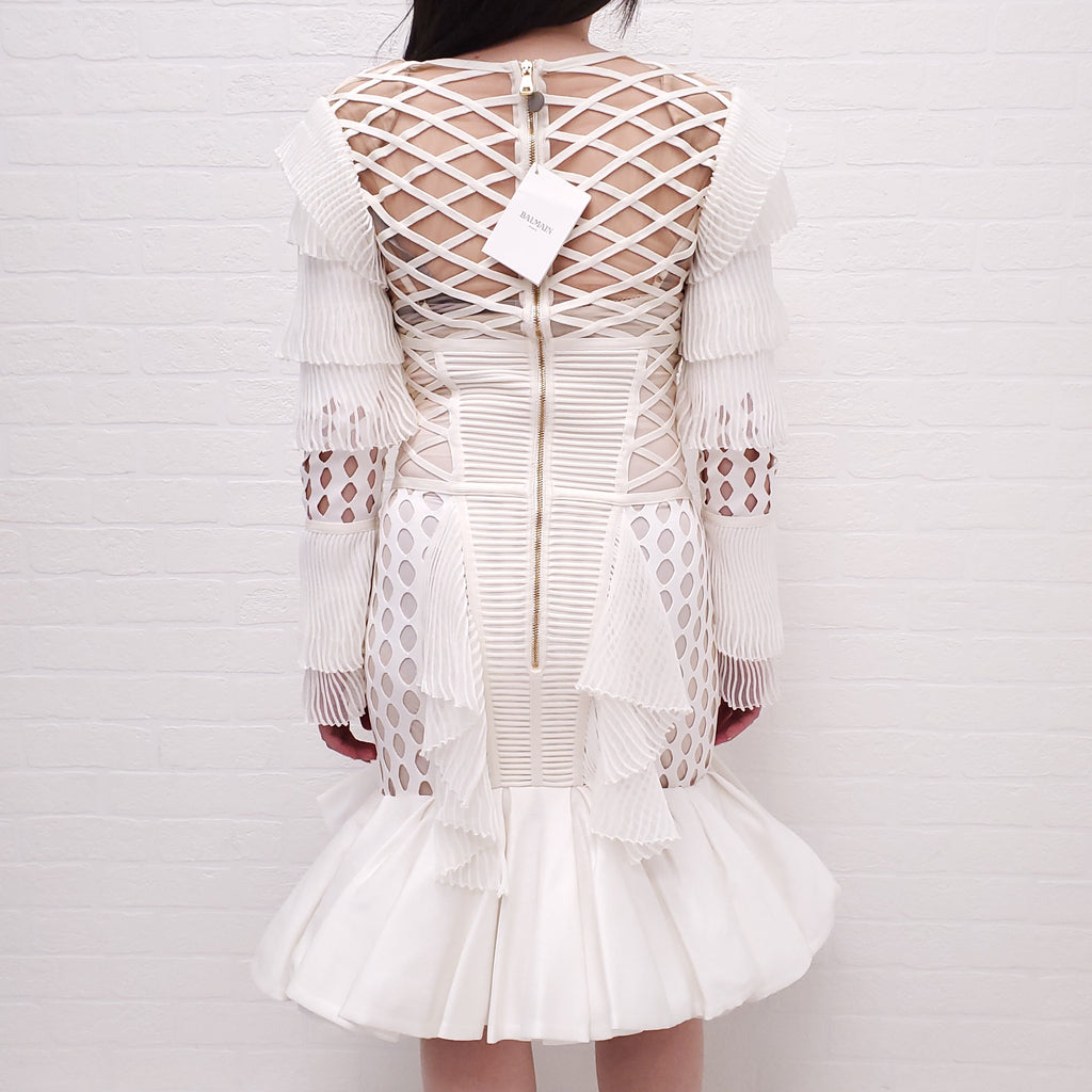 BALMAIN RUNWAY WHITE LONG SLEEVE DRESS - SIZE 40