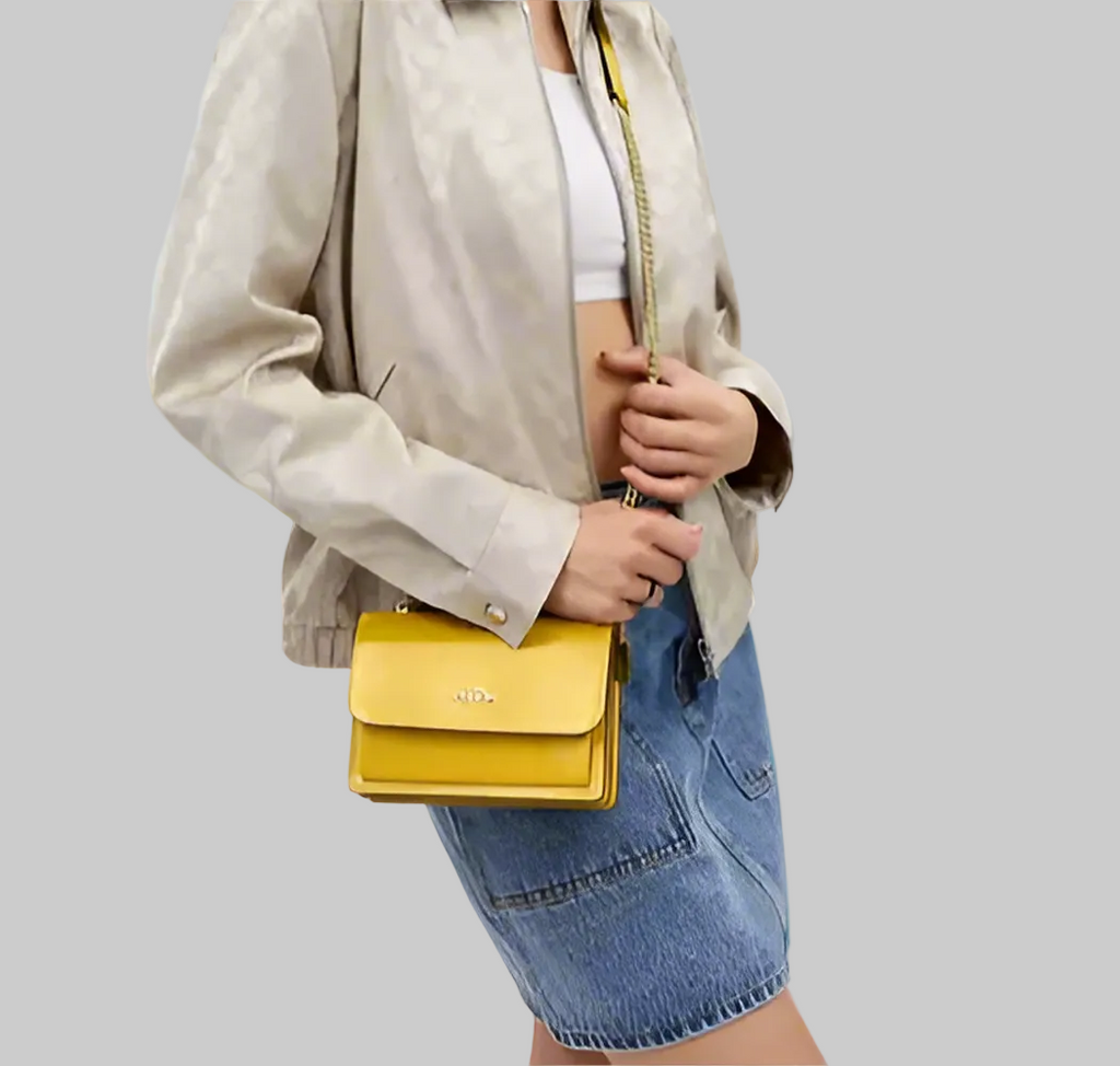 NWT Coach Mini Klare Crossbody Bag In Patent & Smooth Leather Gold/Gold