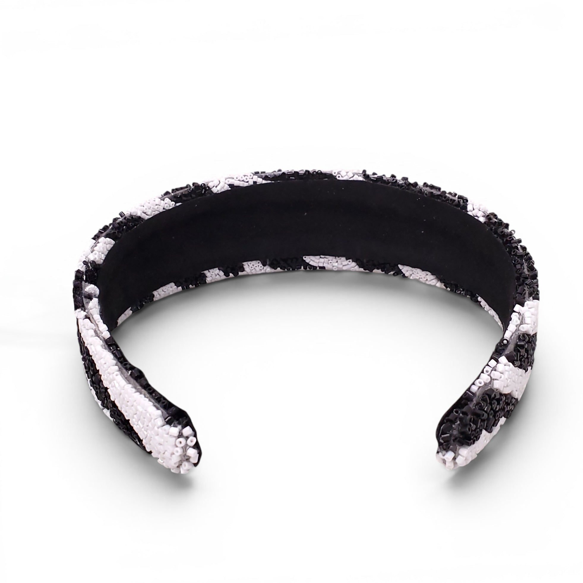 BLACK AND WHITE ZEBRA PATTERNED BEADED HEADBAND