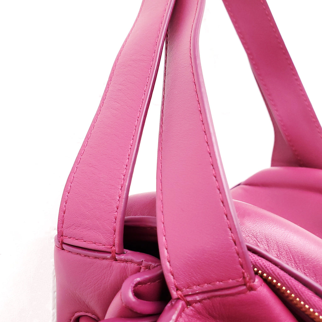 BOTTEGA VENETA FUSCIA 2WAY BEAK BAG