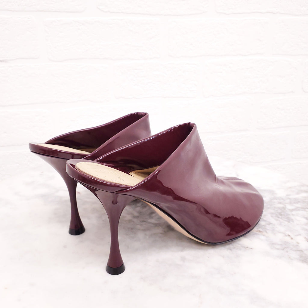 BOTTEGA VENETA PATENT BURGUNDY MULES - SIZE 38.5