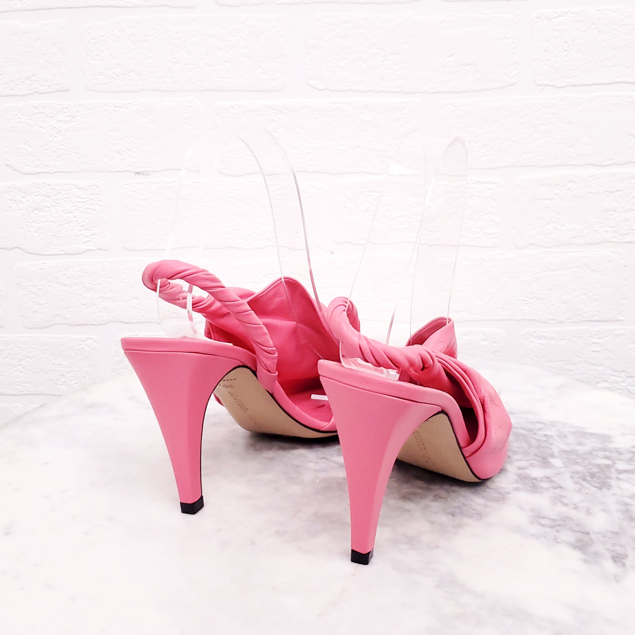 BOTTEGA VENETA PINK CRINKLED LEATHER MULES - SIZE 36.5