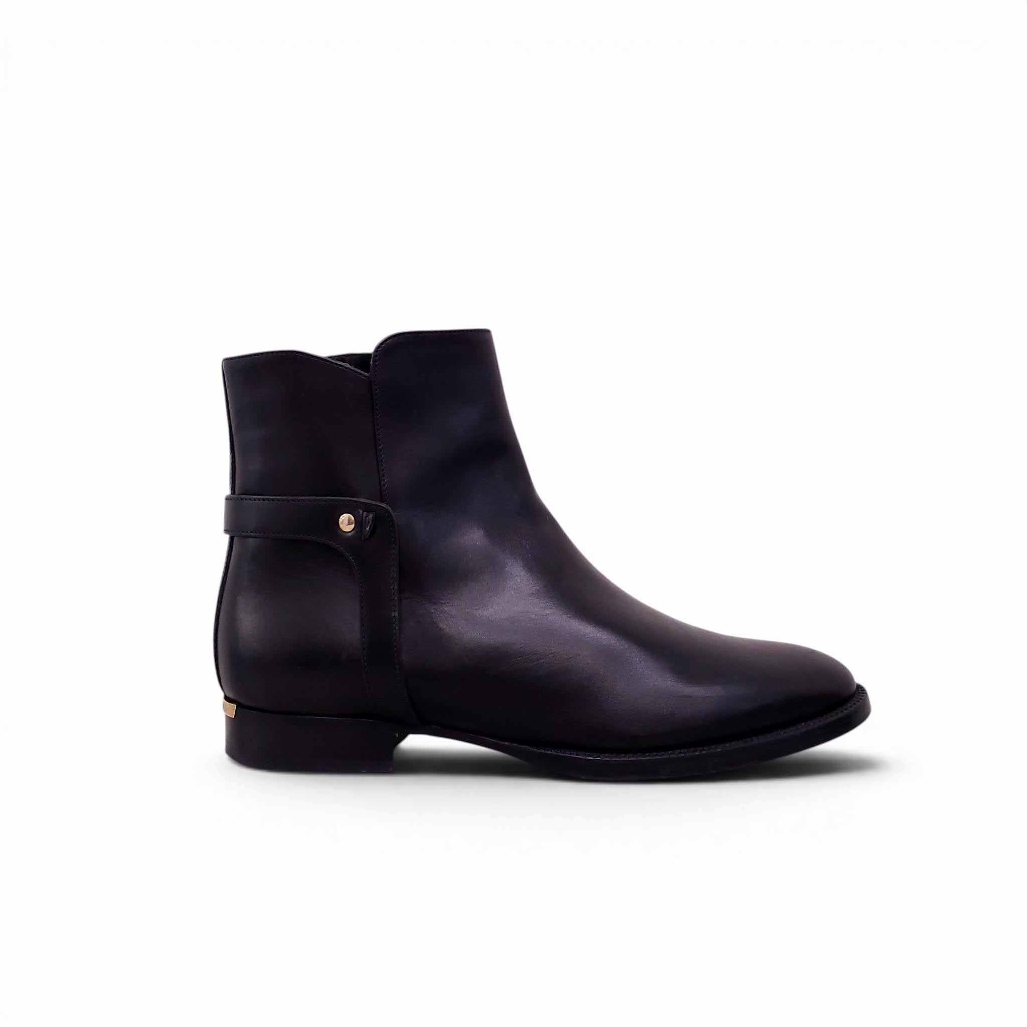 BURBERRY BLACK ANKLE BOOTS - SIZE 37