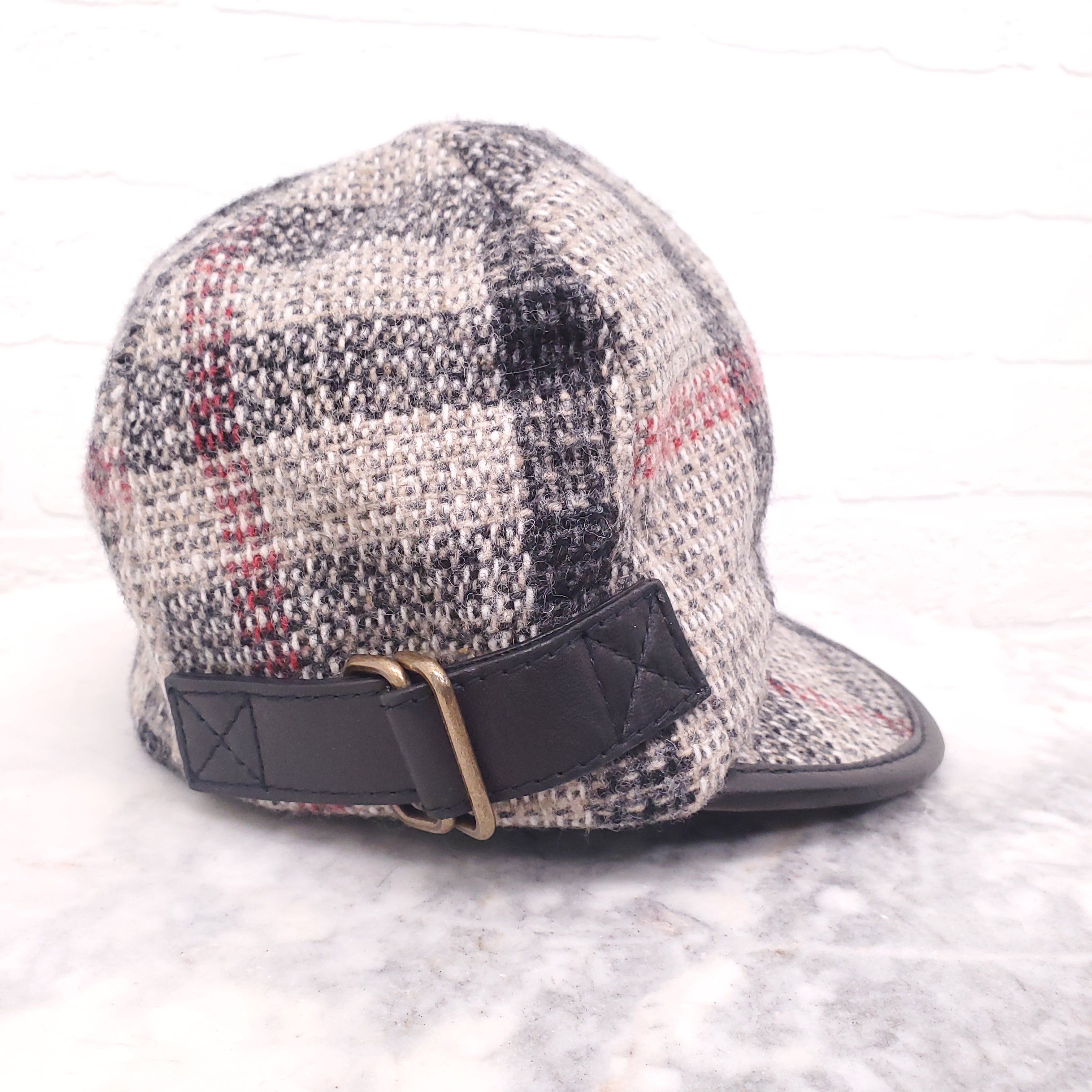 BURBERRY WOOL CAP - SIZE S