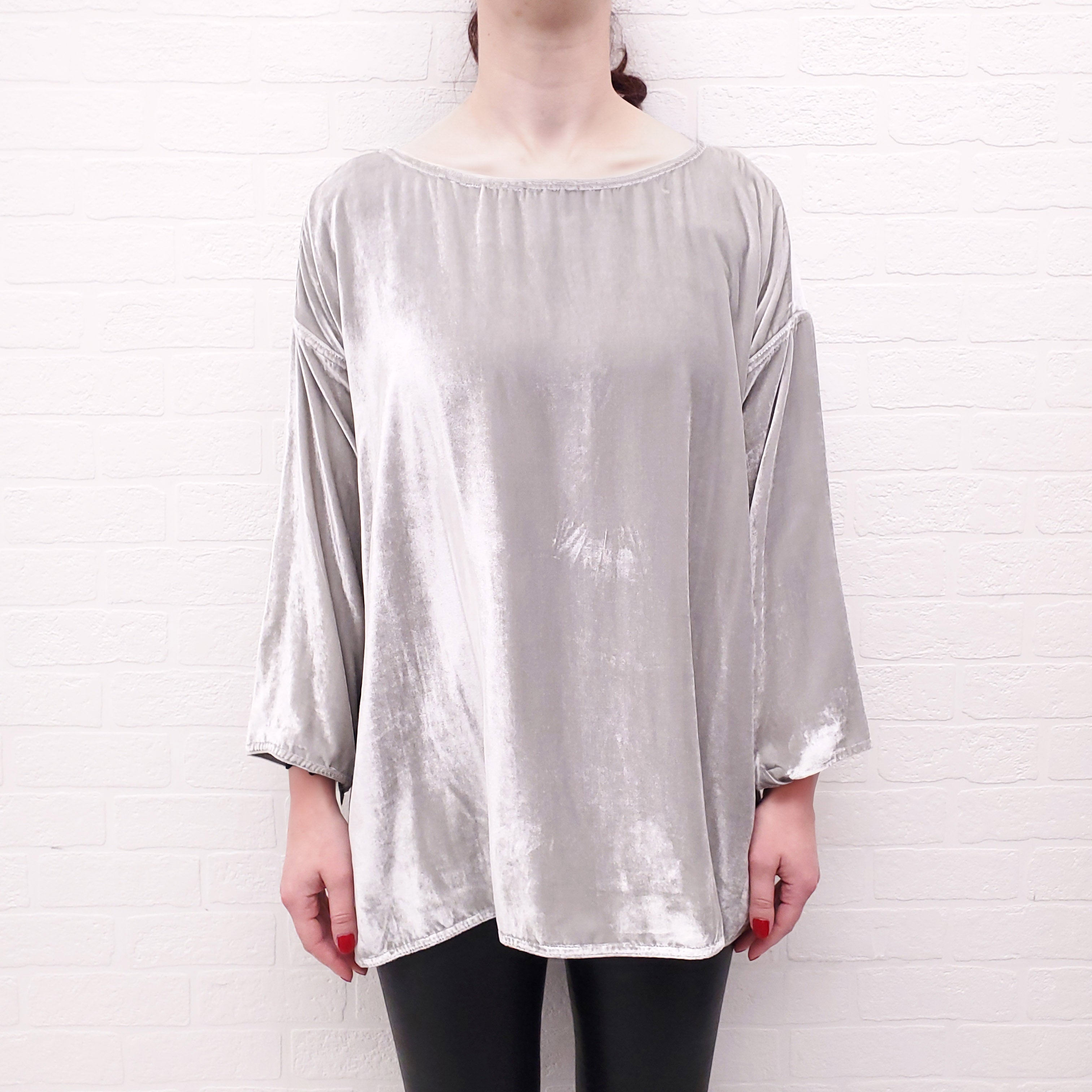 CALYPSO LIGHT GREY VELVET TOP - SIZE M/L