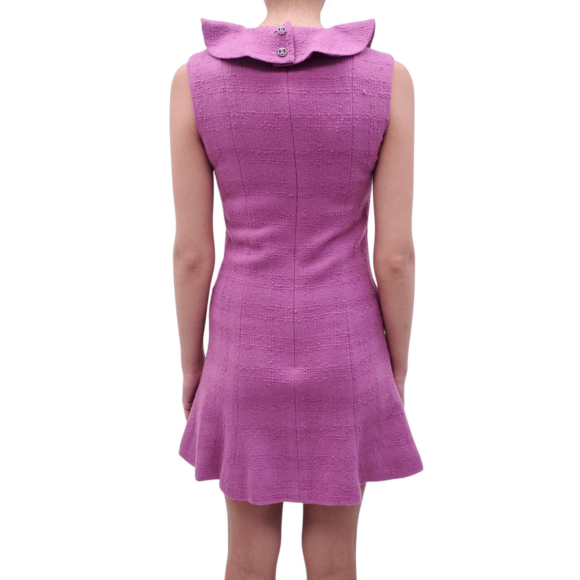 CHANEL 2023 PURPLE TWEED MINI DRESS WITH RUFFLE NECKLINE - SIZE 34