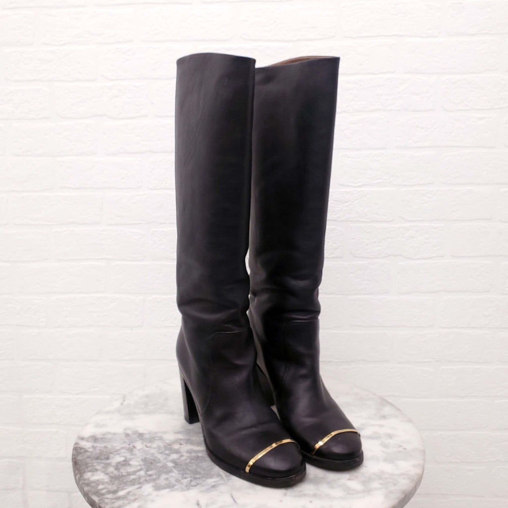 CHANEL BLACK LEATHER CALF BOOTS WITH CAP TOE - SIZE 41
