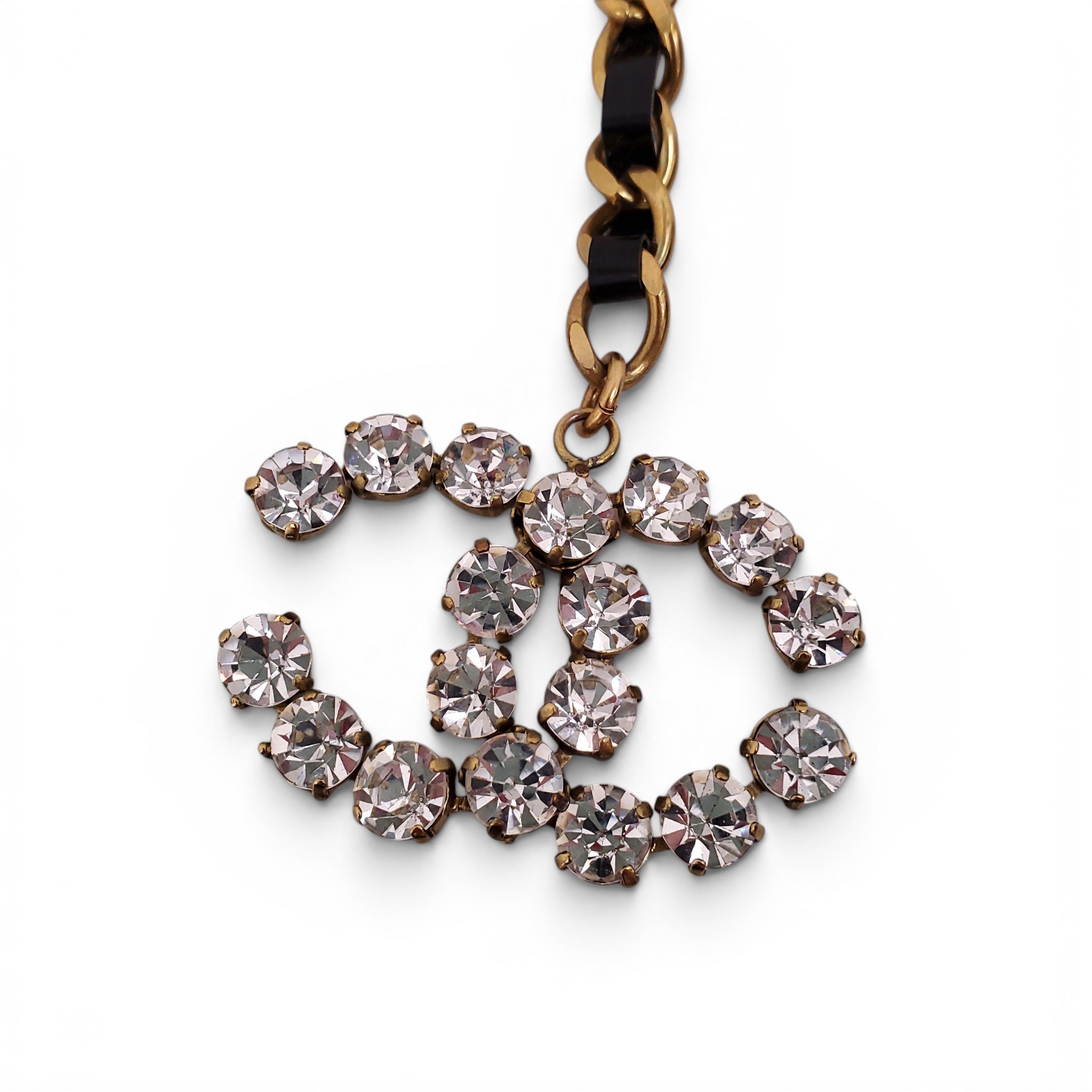 CHANEL BLACK PATENT LEATHER CHAIN BELT WITH CRYSTAL LOGO