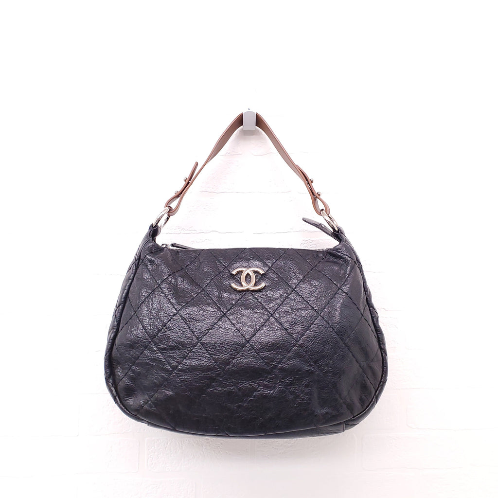 CHANEL BLACK SHOULDER BAG WITH BROWN SHOULDER STRAP