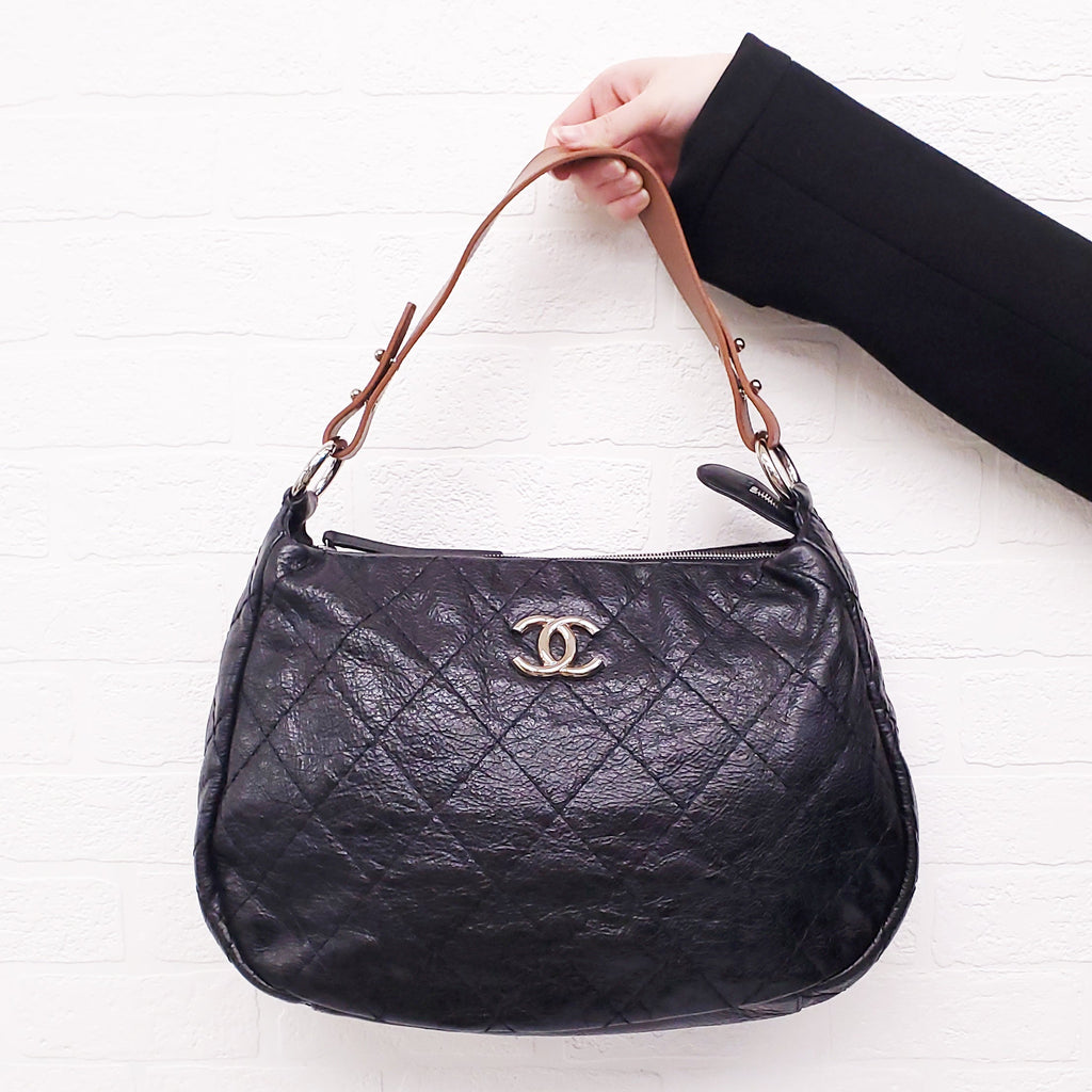 CHANEL BLACK SHOULDER BAG WITH BROWN SHOULDER STRAP