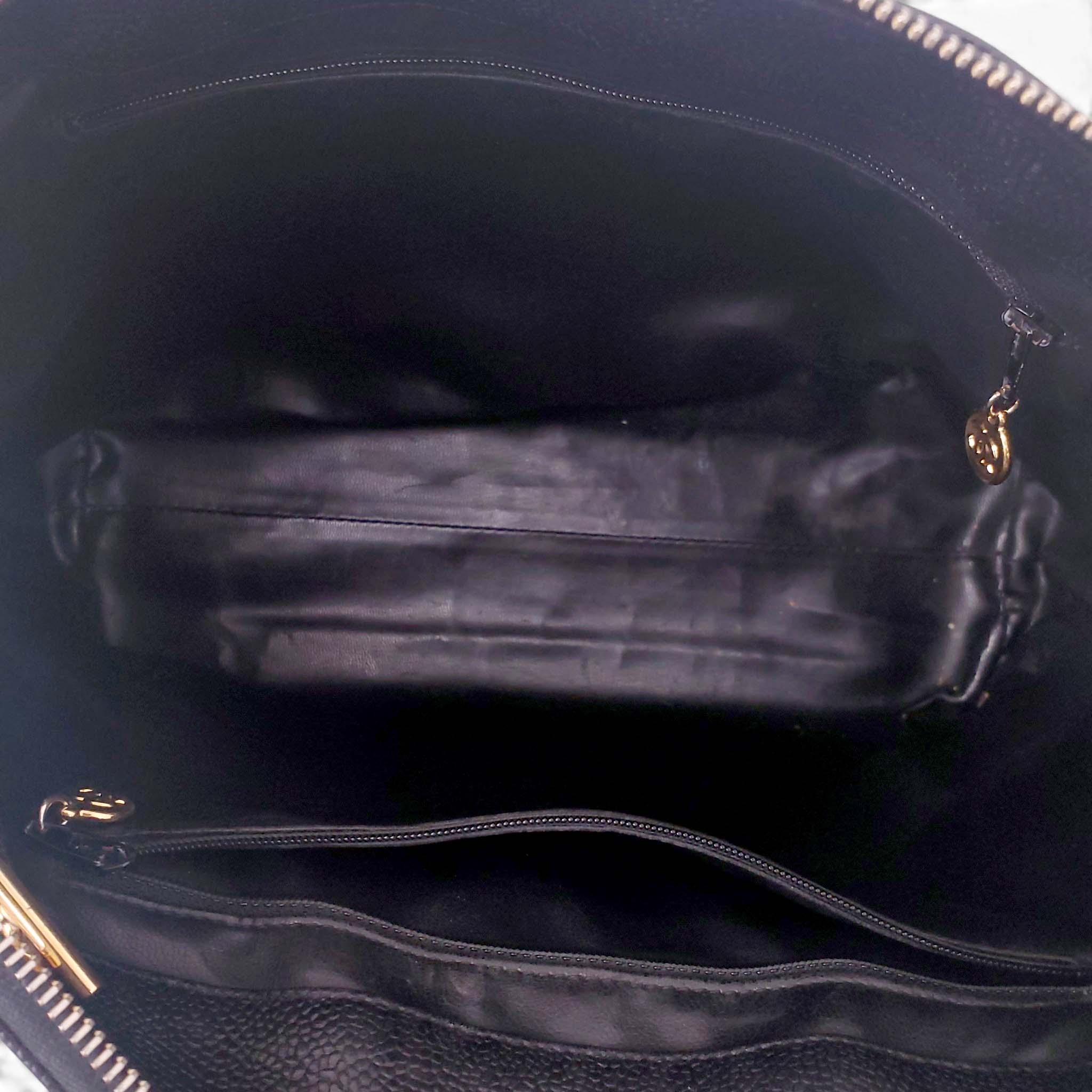 CHANEL CAVIAR LEATHER COCO MARK TURNLOCK CHAIN TOTE BAG